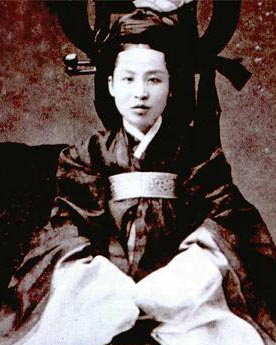 张禧嫔_朝鲜历史上的张禧嫔张玉贞简介_朝鲜