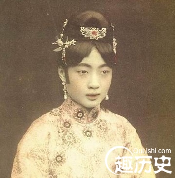 末代皇后婉容的孩子+婉容私生子怎么被溥仪杀死