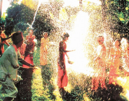 泼水节简介_泼水节是几月几日_泼水节的来历