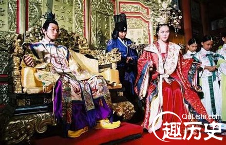 后宫揭秘 明清朝的皇帝们临幸嫔妃要过哪几关 高清图片