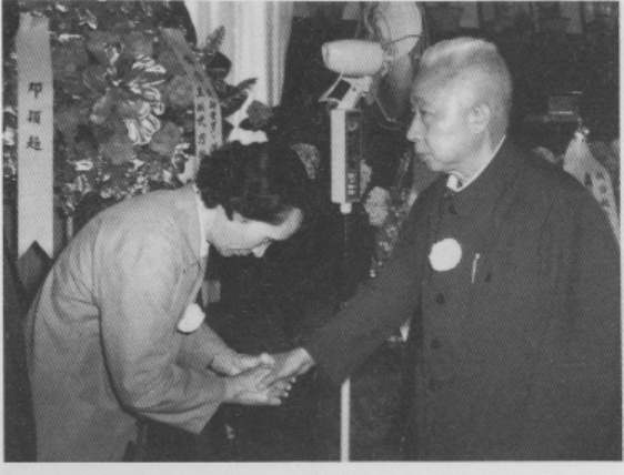 皇帝溥仪真实的婚姻生活:曾向李淑贤下跪求饶!