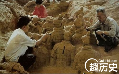 孙殿英盗墓:孙殿英盗乾隆陵墓时发生的奇异事件