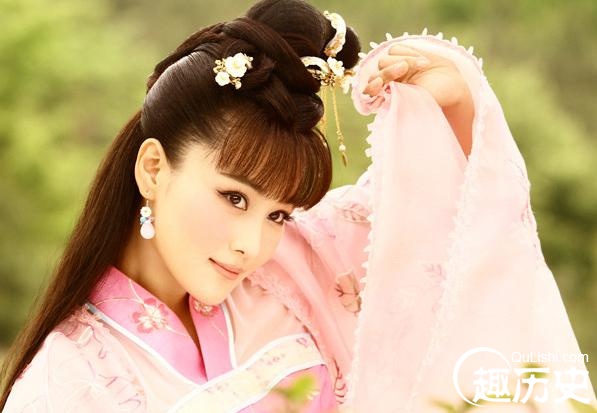 诗咏历代女子:描写古代各时期美女的诗词有哪