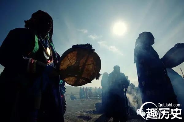 揭秘:神秘萨满教的节日祭祀活动
