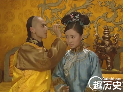 董鄂妃的儿子是怎么死的?是正常死亡吗