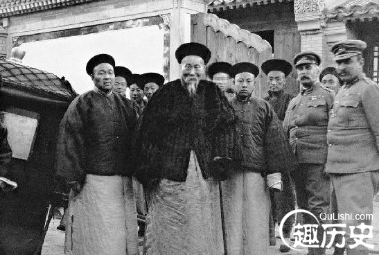 如何评价李鸿章的功与过?李鸿章是好人还是坏