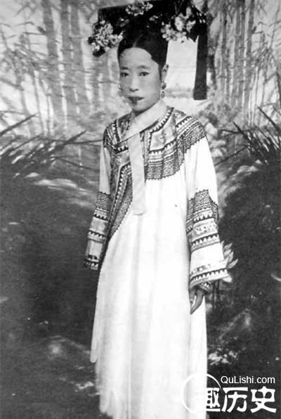 清朝最后一个皇后是谁?