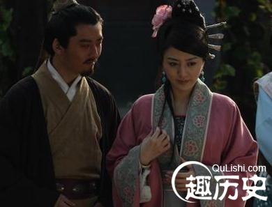 小说水浒传中卢俊义的夫人为什么要偷汉子?