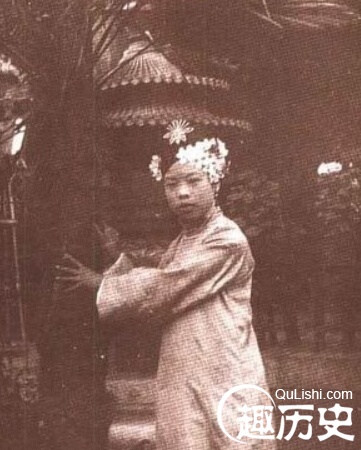 溥仪为何会钦点丑文绣为妃:只因文绣衣服好看?